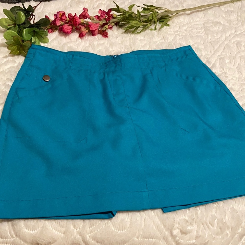 PGA TOUR GOLF SKIRT SIZE 6